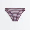 Slip bikini classico a righe testurizzate