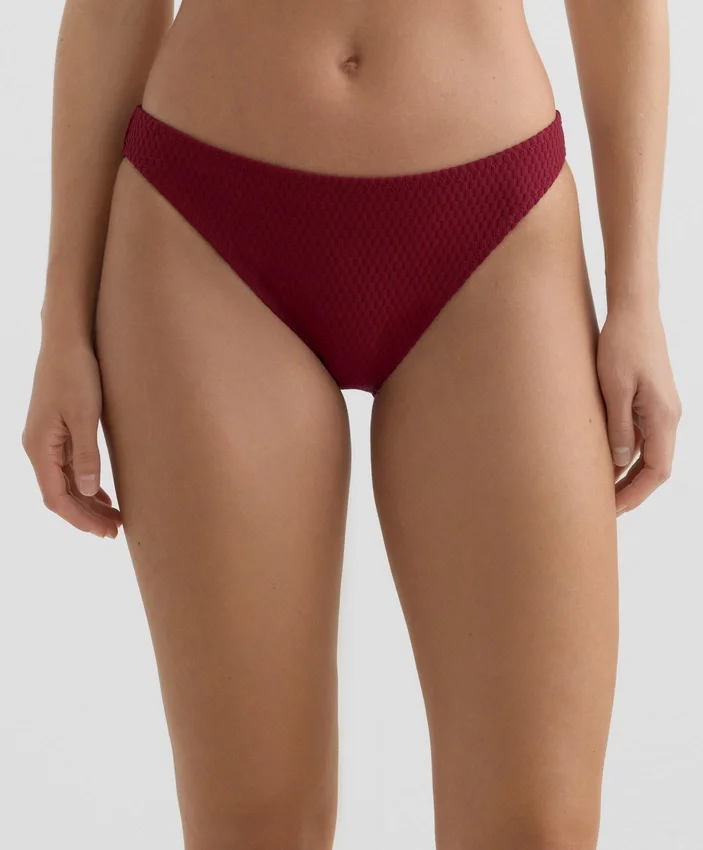 Slip bikini classico in jacquard a mini quadri Slip bikini classico in jacquard a mini quadri