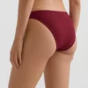 Slip bikini classico in jacquard a mini quadri Slip bikini classico in jacquard a mini quadri