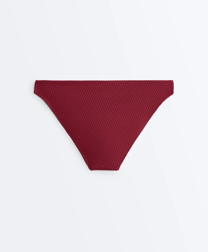 Slip bikini classico in jacquard a mini quadri Slip bikini classico in jacquard a mini quadri