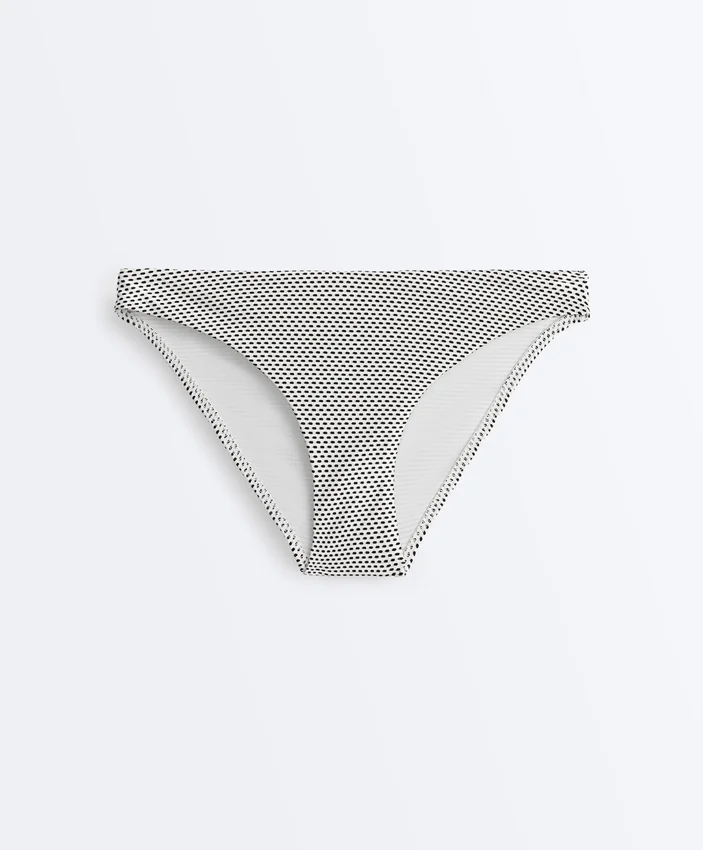 Slip bikini classico in jacquard a pois Slip bikini classico in jacquard a pois