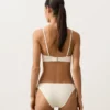 Slip bikini classico in maglia all’uncinetto con texture a bolle Slip bikini classico in maglia all’uncinetto con texture a bolle