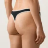 Slip bikini perizoma con taglio a U e bordi a contrasto Slip bikini perizoma con taglio a U e bordi a contrasto