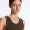 T-shirt a costine con spalline larghe, in cotone e modal T-shirt a costine con spalline larghe, in cotone e modal