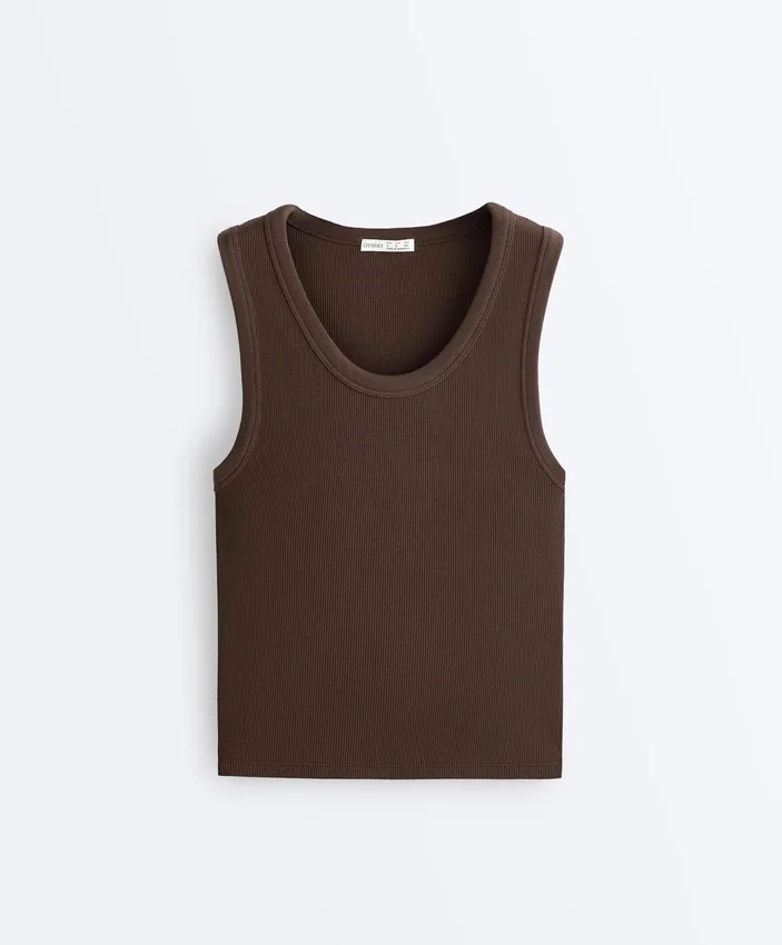 T-shirt a costine con spalline larghe, in cotone e modal T-shirt a costine con spalline larghe, in cotone e modal
