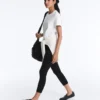 T-shirt a maniche corte in misto cotone, vestibilità regolare per pantaloncini