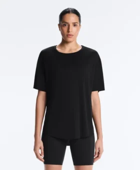 T-shirt a maniche corte in misto modal con orlo posteriore arrotondato