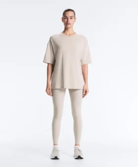 T-shirt a maniche corte lunga in misto cotone