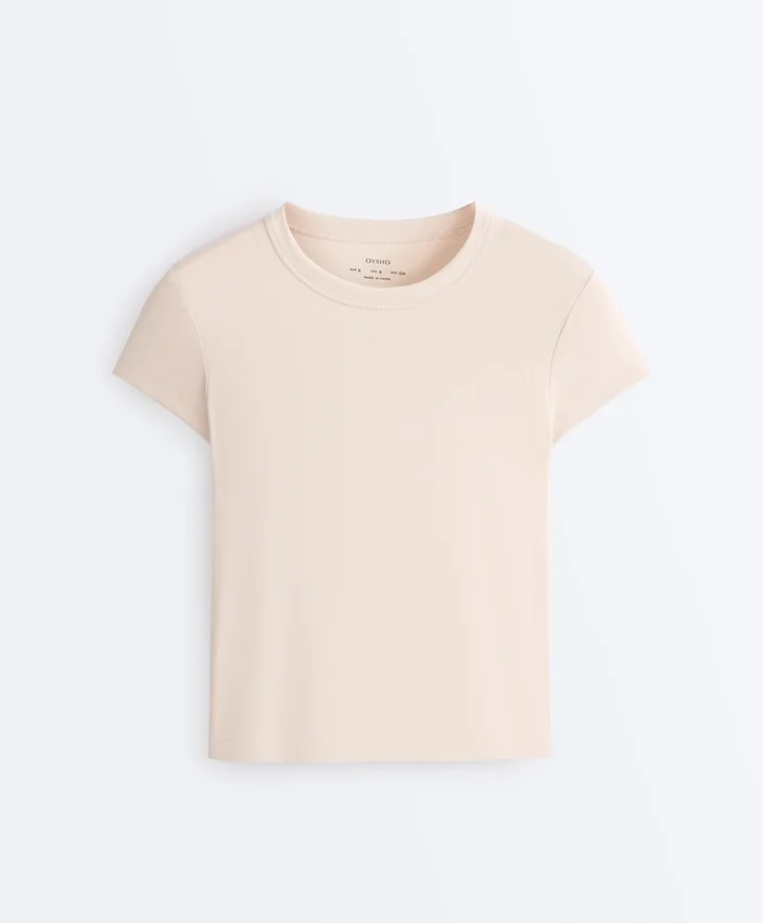 T-shirt aderente a maniche corte in modal a costine T-shirt aderente a maniche corte in modal a costine