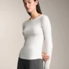 T-shirt aderente a maniche lunghe in tessuto a costine di cotone e modal T-shirt aderente a maniche lunghe in tessuto a costine di cotone e modal