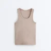 T-shirt aderente con spalline a costine in cotone e modal T-shirt aderente con spalline a costine in cotone e modal