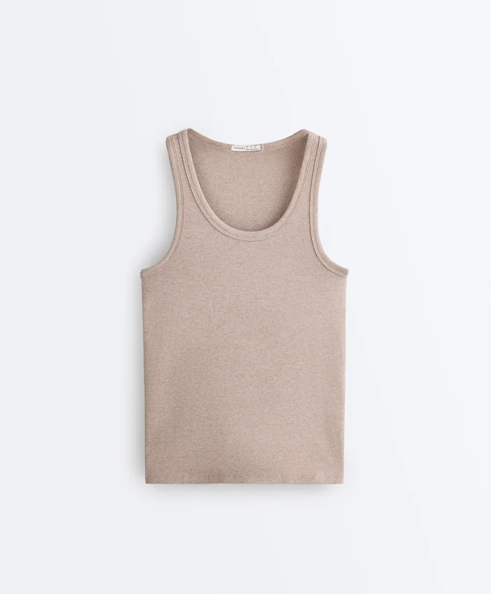 T-shirt aderente con spalline a costine in cotone e modal T-shirt aderente con spalline a costine in cotone e modal