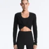 T-shirt avvolgente in misto cotone a costine T-shirt avvolgente in misto cotone a costine