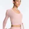 T-shirt avvolgente in misto cotone a costine T-shirt avvolgente in misto cotone a costine