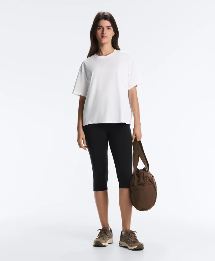 T-shirt boxy a maniche corte in misto cotone T-shirt boxy a maniche corte in misto cotone
