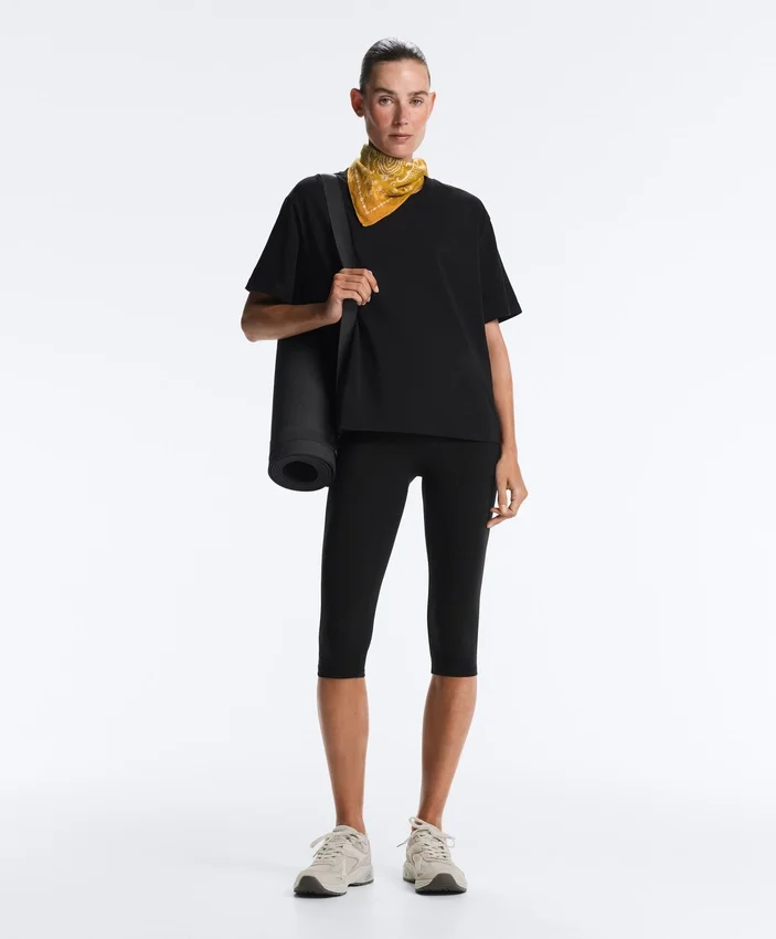 T-shirt boxy a maniche corte in misto cotone T-shirt boxy a maniche corte in misto cotone