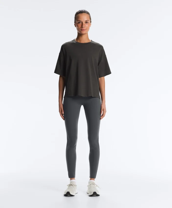 T-shirt boxy a maniche corte in misto cotone T-shirt boxy a maniche corte in misto cotone