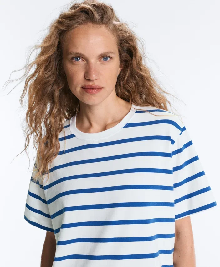T-shirt boxy a maniche corte in misto cotone T-shirt boxy a maniche corte in misto cotone