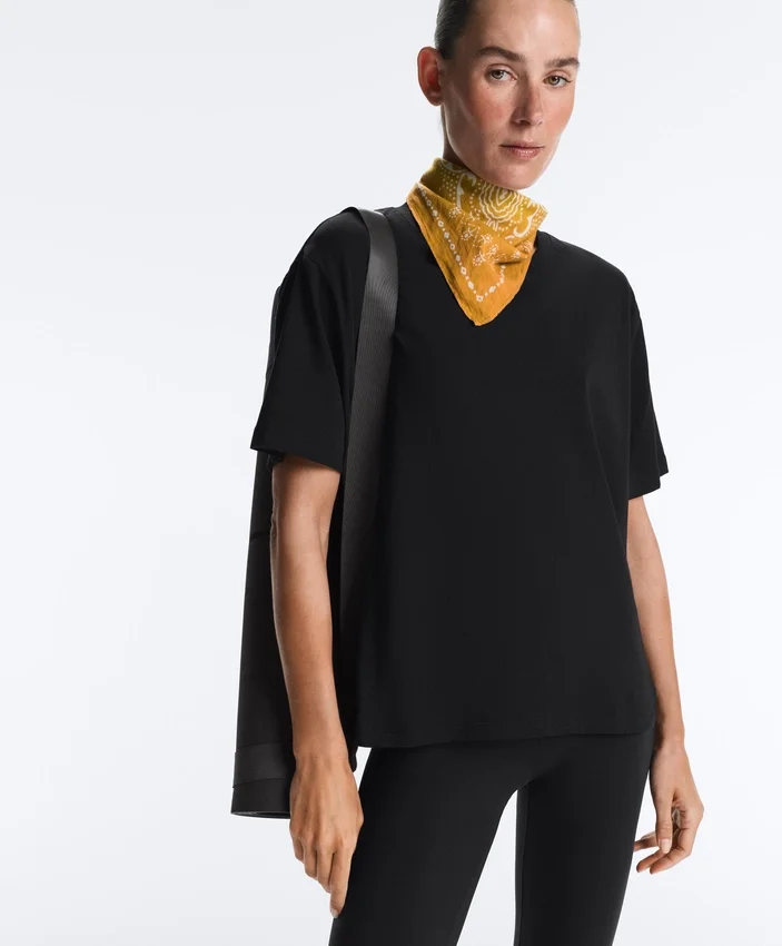 T-shirt boxy a maniche corte in misto cotone T-shirt boxy a maniche corte in misto cotone