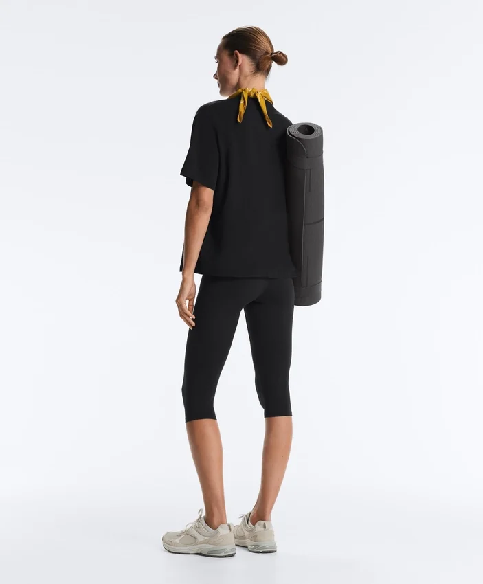 T-shirt boxy a maniche corte in misto cotone T-shirt boxy a maniche corte in misto cotone