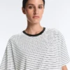 T-shirt boxy a maniche corte in misto cotone a righe T-shirt boxy a maniche corte in misto cotone a righe