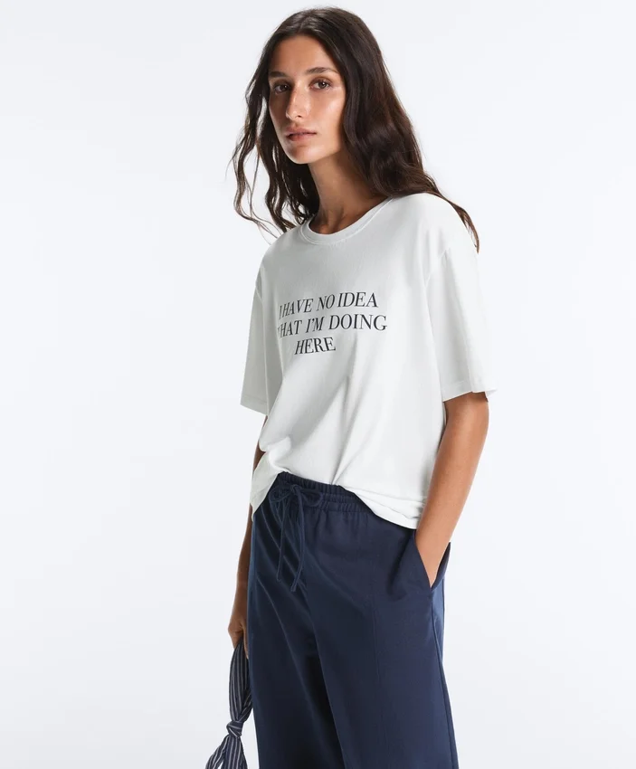 T-shirt boxy a maniche corte in misto cotone con slogan T-shirt boxy a maniche corte in misto cotone con slogan