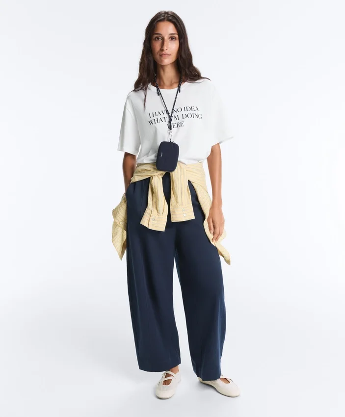 T-shirt boxy a maniche corte in misto cotone con slogan T-shirt boxy a maniche corte in misto cotone con slogan