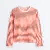 T-shirt boxy a maniche lunghe a righe in 100% cotone T-shirt boxy a maniche lunghe a righe in 100% cotone