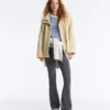 T-shirt boxy a maniche lunghe a righe in 100% cotone T-shirt boxy a maniche lunghe a righe in 100% cotone