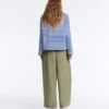 T-shirt boxy a maniche lunghe a righe in 100% cotone T-shirt boxy a maniche lunghe a righe in 100% cotone