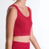 T-shirt corta in maglia lavata con spalline a trecce T-shirt corta in maglia lavata con spalline a trecce