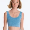 T-shirt corta in maglia lavata con spalline a trecce T-shirt corta in maglia lavata con spalline a trecce