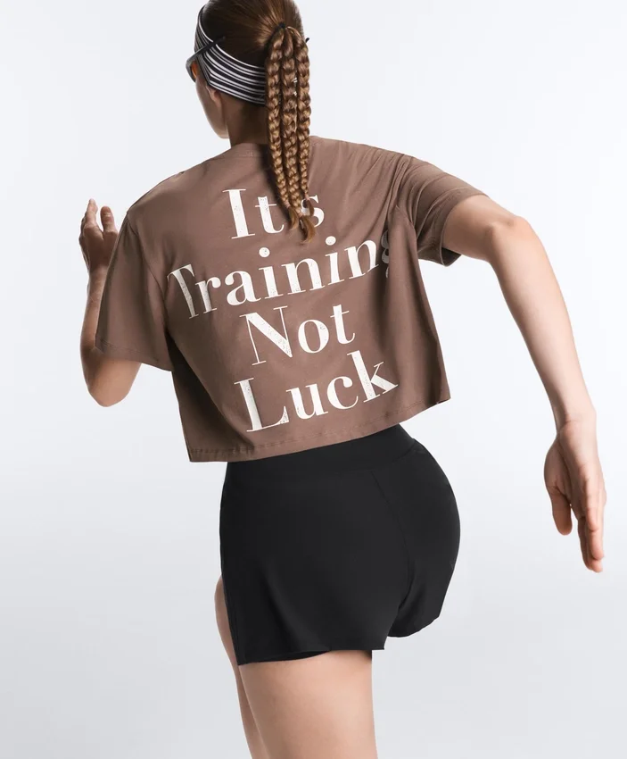 T-shirt corta squadrata in misto cotone con slogan T-shirt corta squadrata in misto cotone con slogan