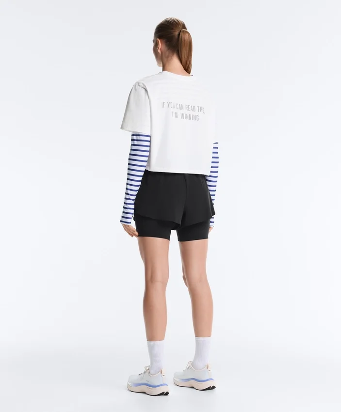 T-shirt corta squadrata in misto cotone con slogan T-shirt corta squadrata in misto cotone con slogan