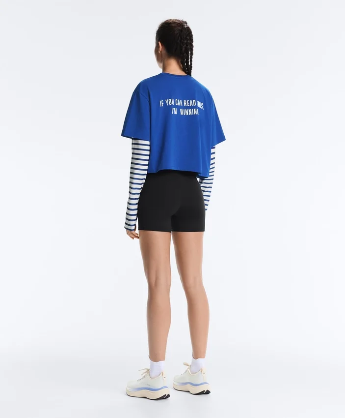 T-shirt corta squadrata in misto cotone con slogan T-shirt corta squadrata in misto cotone con slogan