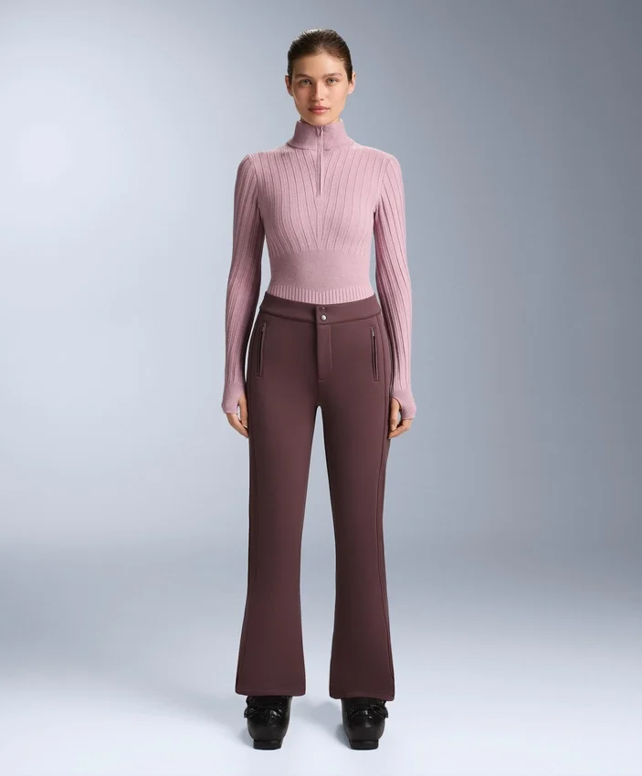 T-shirt intima termica a costine con colletto a V T-shirt intima termica a costine con colletto a V