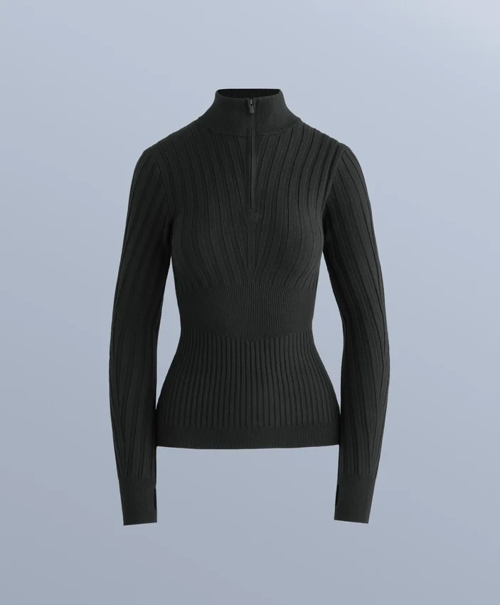 T-shirt intima termica a costine con colletto a V T-shirt intima termica a costine con colletto a V