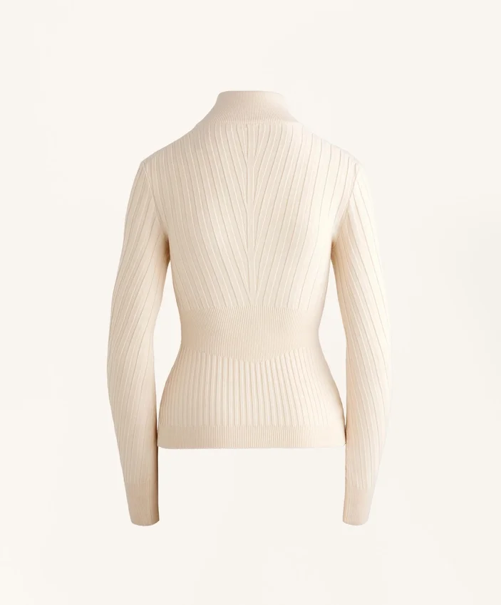 T-shirt intima termica a costine con colletto a V T-shirt intima termica a costine con colletto a V
