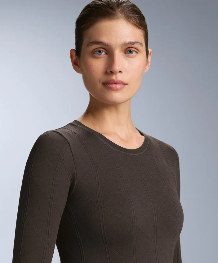 T-shirt intima termica in jacquard senza cuciture T-shirt intima termica in jacquard senza cuciture