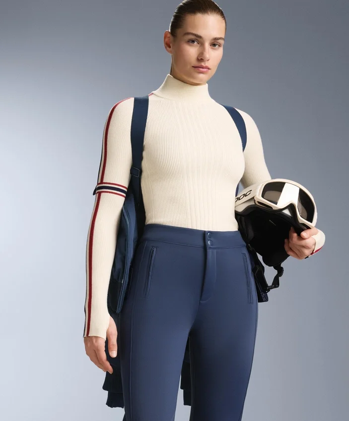 T-shirt intima termica in maglia con dettagli a contrasto T-shirt intima termica in maglia con dettagli a contrasto