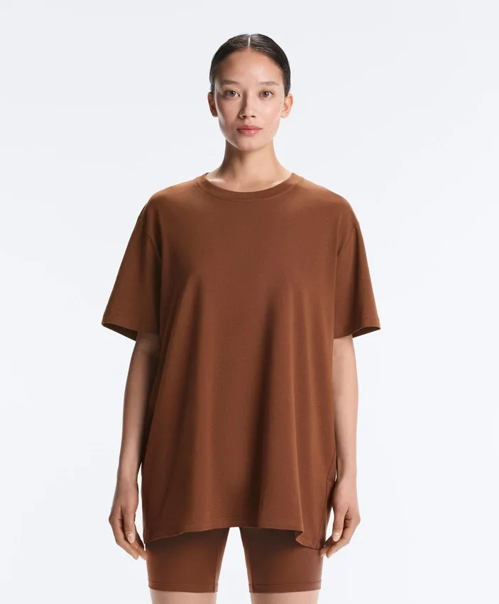 T-shirt oversize a maniche corte in misto cotone T-shirt oversize a maniche corte in misto cotone