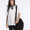 T-shirt oversize a maniche corte in misto cotone T-shirt oversize a maniche corte in misto cotone