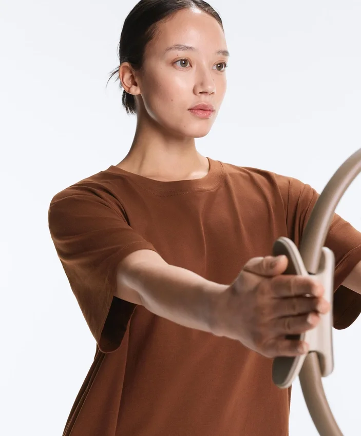 T-shirt oversize a maniche corte in misto cotone T-shirt oversize a maniche corte in misto cotone