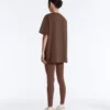 T-shirt oversize a maniche corte in misto cotone T-shirt oversize a maniche corte in misto cotone