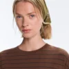 T-shirt oversize a maniche corte in misto cotone a righe T-shirt oversize a maniche corte in misto cotone a righe