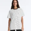 T-shirt oversize a maniche corte in misto cotone con strisce a contrasto T-shirt oversize a maniche corte in misto cotone con strisce a contrasto