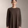 T-shirt oversize a maniche lunghe in misto cotone T-shirt oversize a maniche lunghe in misto cotone