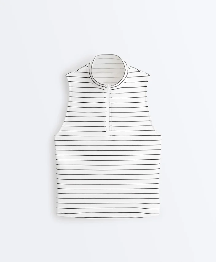 T-shirt senza maniche a righe con mezza zip T-shirt senza maniche a righe con mezza zip