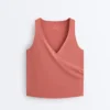 T-shirt senza maniche Comfortlux con scollo incrociato T-shirt senza maniche Comfortlux con scollo incrociato