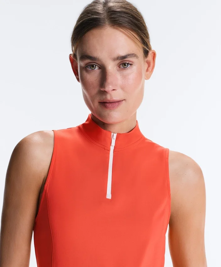 T-shirt senza maniche con mezza zip T-shirt senza maniche con mezza zip